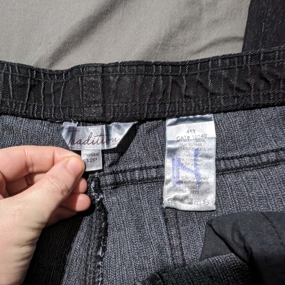 NWT Traditions dark jeans size 12P - Picture 4 of 5